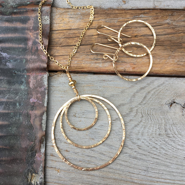 Circle Earrings ~ Goldfilled