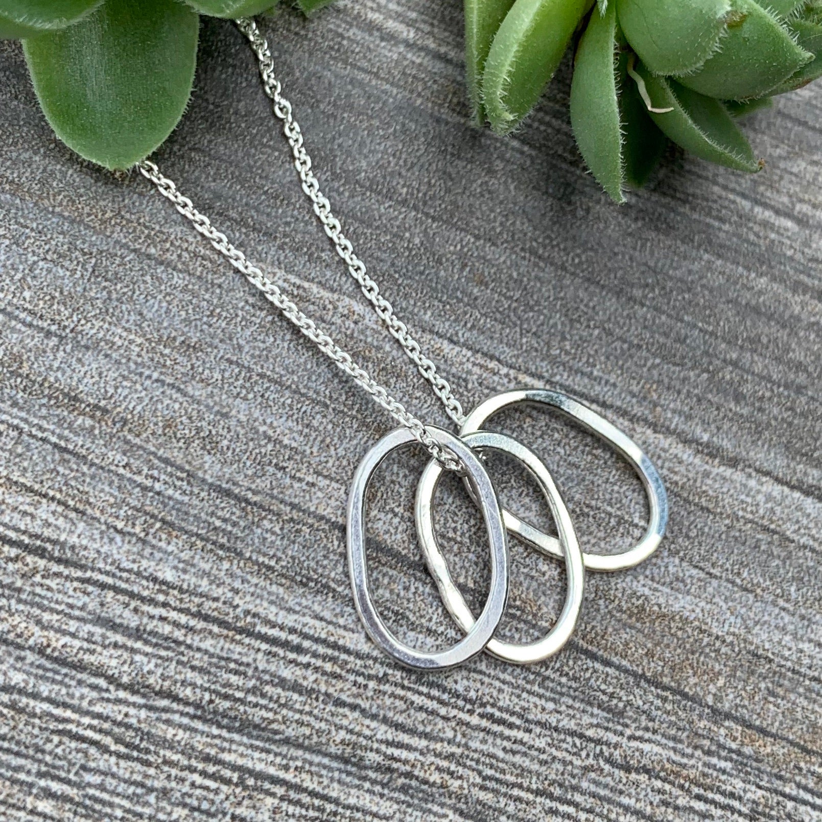 Tiny Trio Oval Necklace