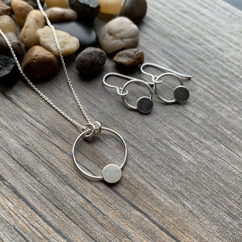 On the Dot Necklace
