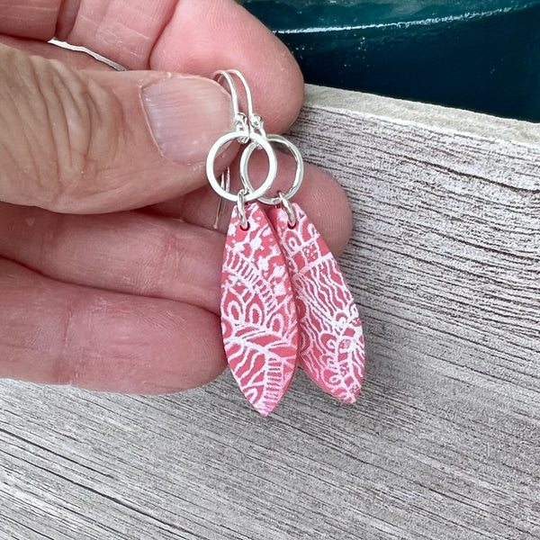 Playful Petal Earrings - Pink